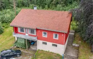 5 Bedroom Pet Friendly Home In Vestnes - Tomrefjord