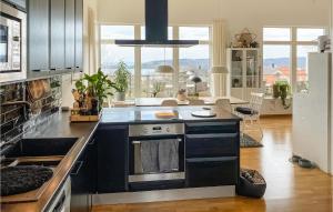 3 Bedroom Stunning Home In Huskvarna