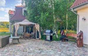 Amazing Home In Gniewino With Kitchen