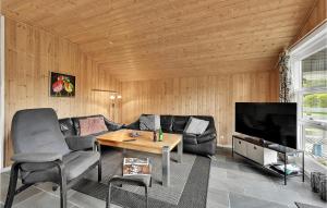 3 Bedroom Amazing Home In Tarm