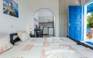 Firoa Studios Donousa-Island Greece