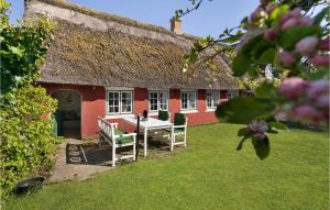 Gorgeous Home In Fanø With Wifi