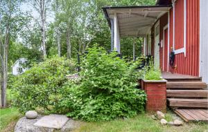 Cozy Home In Asarum With Wifi