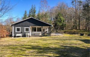 2 Bedroom Stunning Home In Örkelljunga