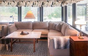 2 Bedroom Stunning Home In Örkelljunga