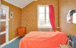 5 Bedroom Beautiful Home In Juskog Husa