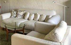 Beautiful Home In Nybrostrand With Wifi
