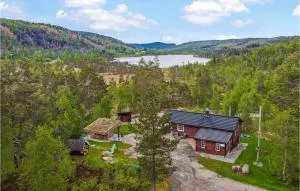 Beautiful Home In Tingvatn - Kvinlog