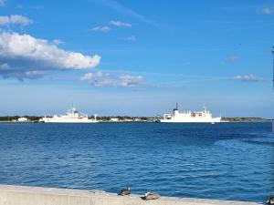 Apartamento Con Vista Al Mar Salguero Suites