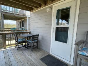 19 Oceans Door West Condo