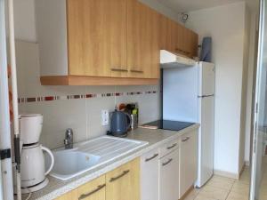 T2 climatisé au Lavandou, proche plage - FR-1-308-199