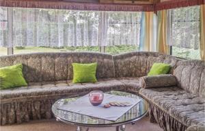 Nice Stacaravan In Retowo 4