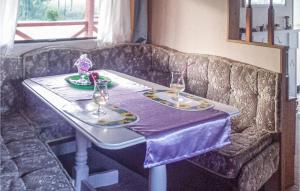 Nice Stacaravan In Retowo 4