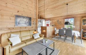 2 Bedroom Nice Home In Hemmet