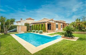 Cozy Home In Hospitalet De Linfant