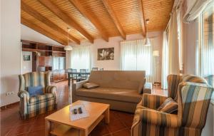 Cozy Home In Hospitalet De Linfant