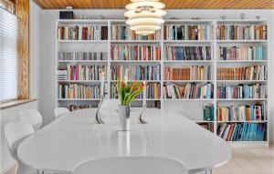 Stunning Home In Allinge With Kitchen