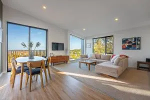 Moa Heights - Clifton