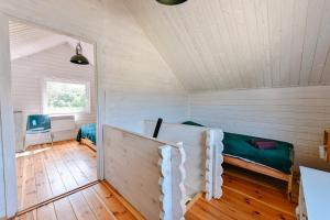 Szary Domek 3 jacuzzi kominek jezioro klimatyzacja