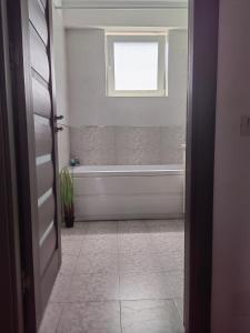 4 RENT-Apt 3 camere Tichete,Factură