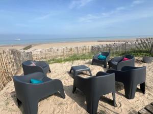 Maisons de vacances Au pied du Cap, les pieds dans l'eau : Maison 3 Chambres