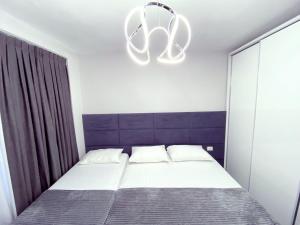 Apartament Lux Velipoj