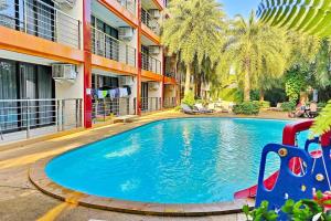 Новая квартира с выходом к бассейну