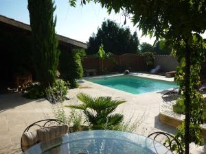 Maisons de vacances Beaujolais Charentay lyon Maison avec piscine : photos des chambres