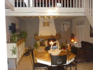 Beaujolais Charentay lyon Maison avec piscine