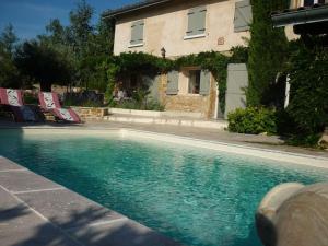 Maisons de vacances Beaujolais Charentay lyon Maison avec piscine : photos des chambres