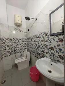 Hotel Abhishek - Gupta Kāshi