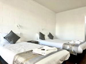 Sawmill Hotel Motel