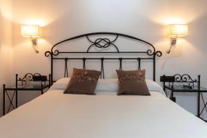 Double Room room in Hotel Apartamento Marouco