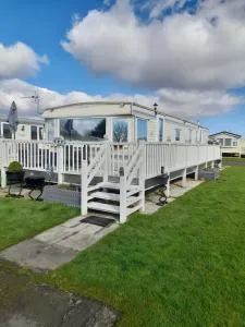 Bond's caravan hire, 4 bedrooms, minimum stay 2 nights - Winthorpe