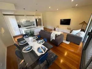 City & Beach Retreat - Пойнт-Кук