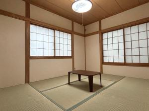 Tokyo log house with Free parking