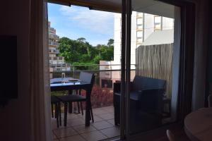 Appartements Studio Le Charentais - logement de vacances 4 personnes bord de mer : photos des chambres