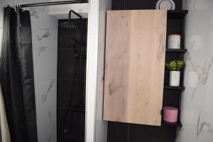 Appartements Studio Le Charentais - logement de vacances 4 personnes bord de mer : photos des chambres