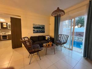 Colibri seafront villa with pool