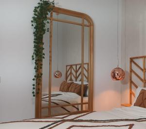 Mariposita Málaga, New Historic City Centre apartment with private patio