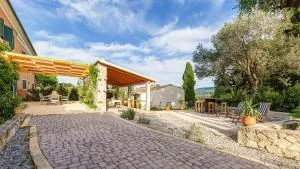 Pezouli, the real nature and village taste - Kounavádhes