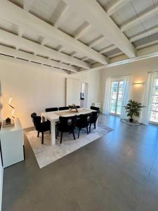 Luxury Seafront Penthouse