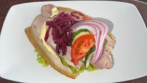 DDINN BEACH GUESTHOUSE