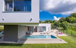 Gorgeous Home In Ferenci