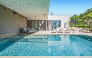 Gorgeous Home In Ferenci