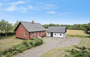 3 Bedroom Awesome Home In Østermarie - Østermarie