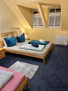 Prázdninový byt v podkroví - Ubytování bez kategorie ve městě Jáchymov