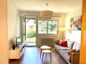 Le Calme-Proche Genève et Tram - 安姆比利