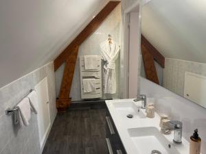 Sejours chez l'habitant Villa Louise : photos des chambres