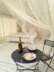 Tentes de luxe Glamping at Seraphin's : photos des chambres